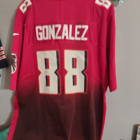 Nike Red and Black Men's Jersey - Picture 2 of 2